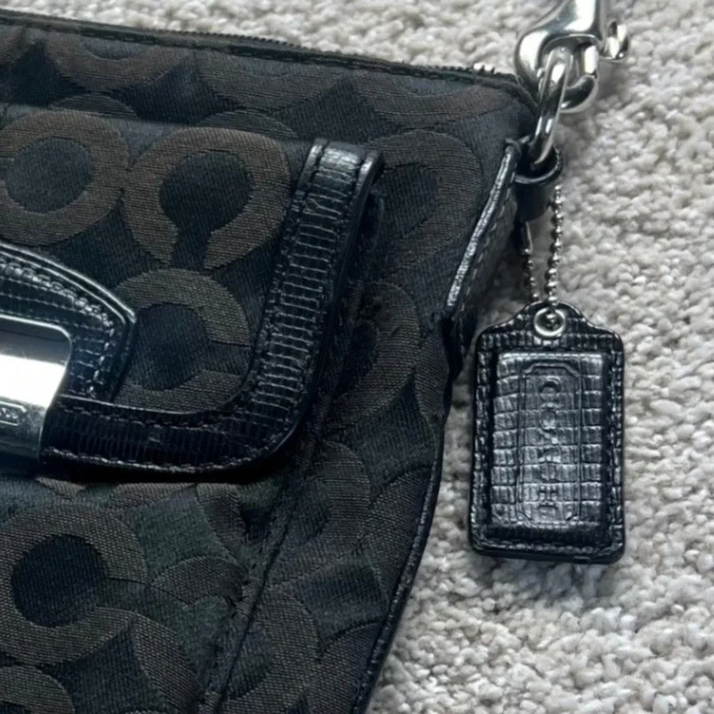 Coach Kristen‎ Op Art Signature Swingpack Crossbody Bag Black Leather Trim Small